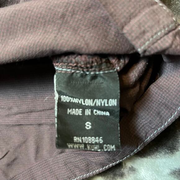 Kuhl Outdoor Performance Button Up Mens Small Lightweight Ripstop Nylon Stealth - Picture 6 of 10